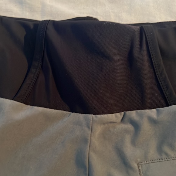 NWOT Athleta Running / Workout Shorts - Size 16 - Picture 6 of 6